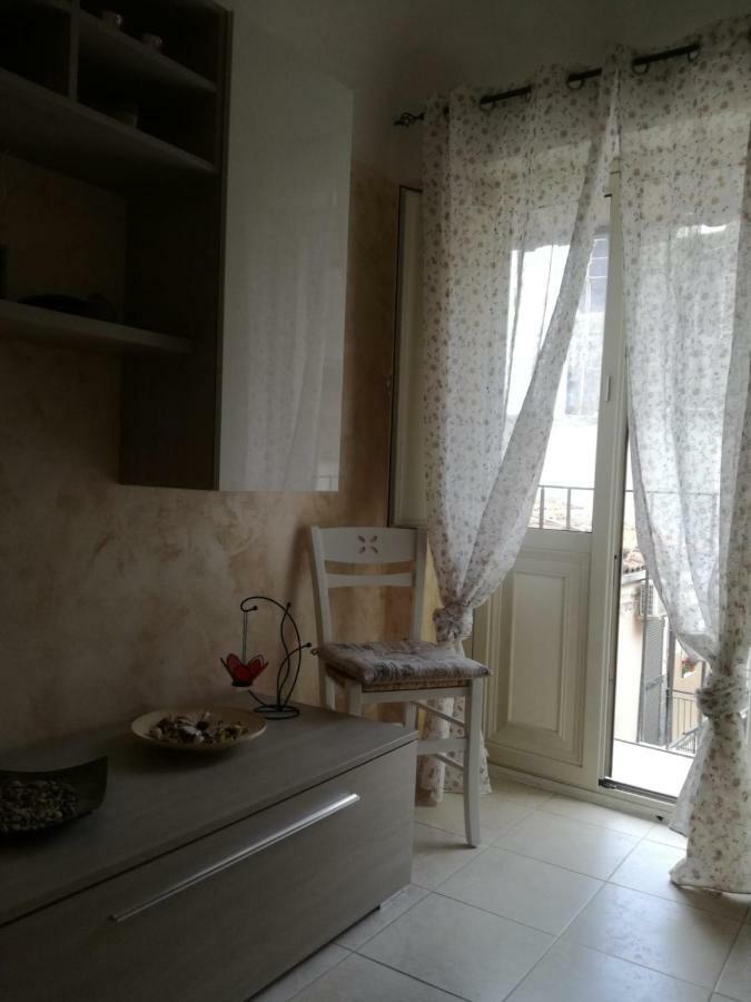 Casa Vacanze "Cortile Aquilone" كاتانيا المظهر الخارجي الصورة